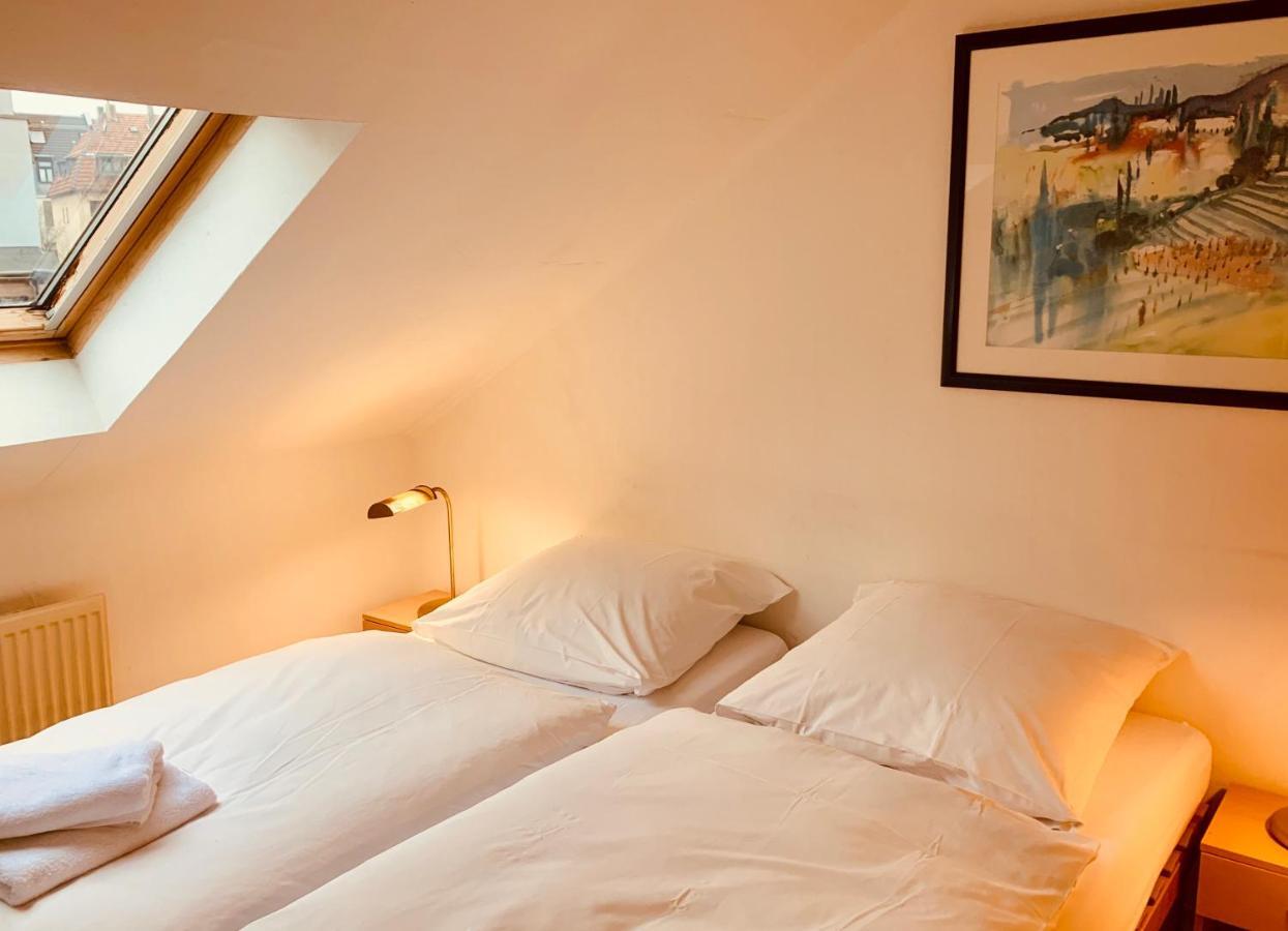Hotel Gasthaus Zur Eule Кьолн Екстериор снимка